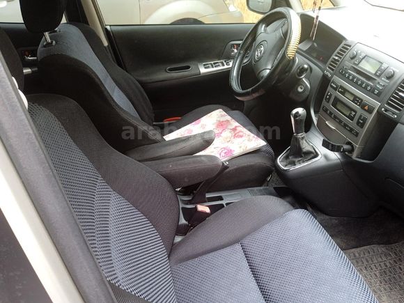Sahibinden Toyota Corolla 1.6 Verso 2003 Model