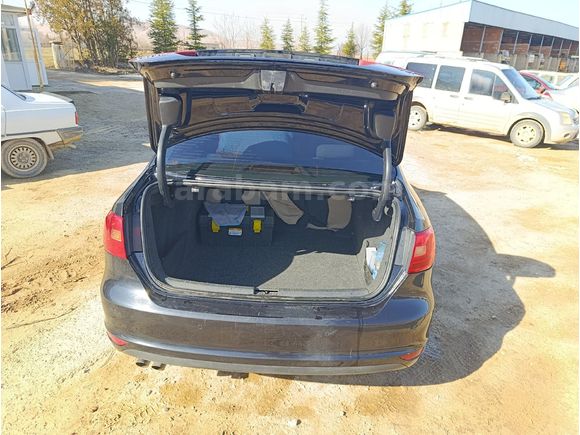 Volkswagen JETTA 1.4TSI