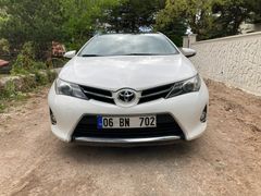 Sahibinden Toyota Auris 1.4 D-4D Active Skypack 78.000 km 2013 Model 
