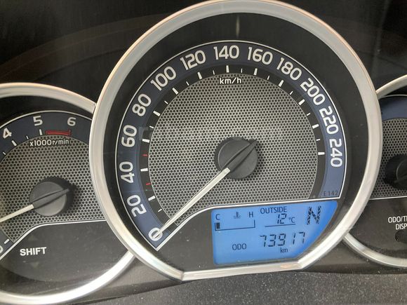 Sahibinden Toyota Auris 1.4 D-4D Active Skypack 78.000 km 2013 Model 