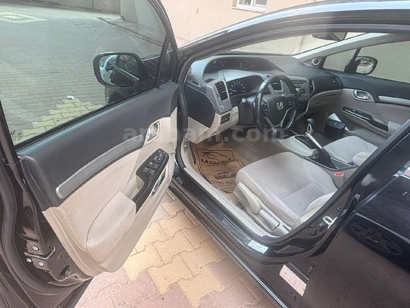 Sahibinden Honda Civic 1.6 Elegance 2012 Model  173.600 km Siyah