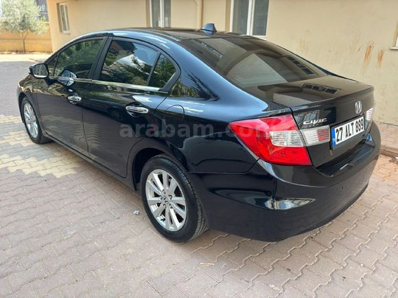 Sahibinden Honda Civic 1.6 Elegance 2012 Model  173.600 km Siyah