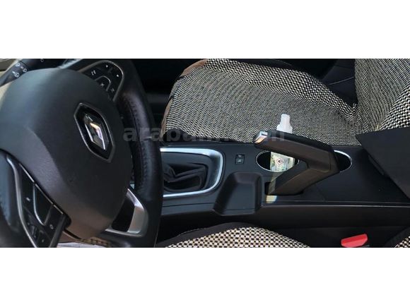 Sahibinden Renault Megane 1.5 Blue DCI Touch 2019 Model