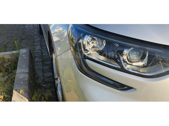 Sahibinden Renault Megane 1.5 Blue DCI Touch 2019 Model