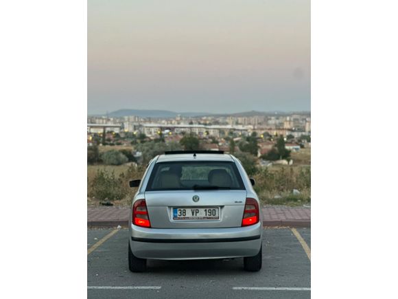 10 Yıllık sahibinden temiz sanroflu Fabia