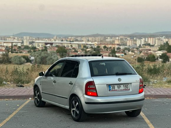 10 Yıllık sahibinden temiz sanroflu Fabia