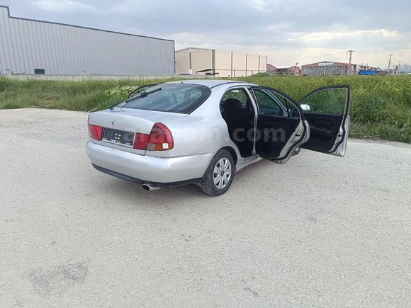 Sahibinden Mitsubishi Carisma 1.6 GL 2000 Model