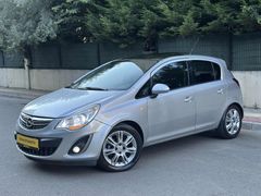OTOMATİK SUNROOFLU TERTEMİZ CORSA