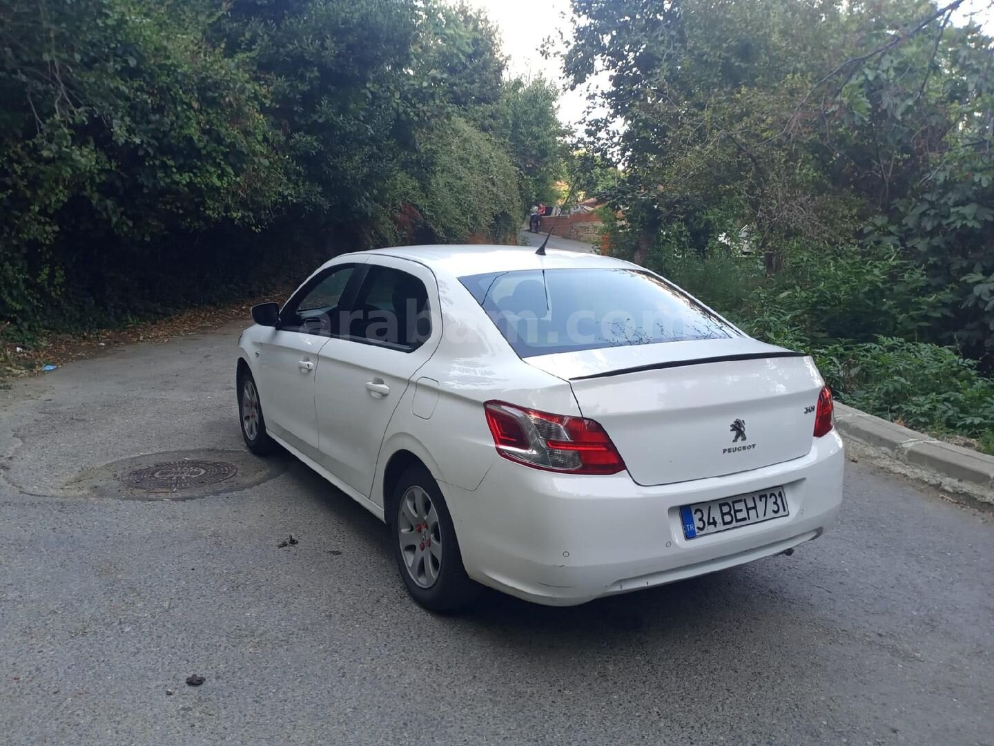 Galeriden Peugeot 301 1.6 HDi Active 2015 Model İstanbul 318.000 km Beyaz 4