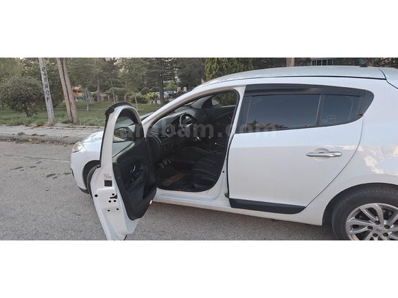 Sahibinden Renault Megane 1.5 dCi Extreme 2013 Model