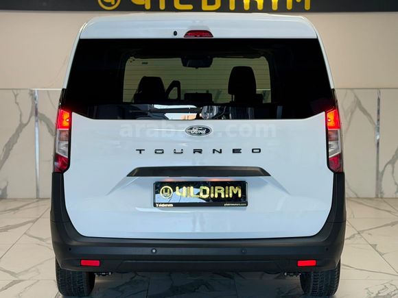 Sahibinden Ford Tourneo Courier 1.5 EcoBlue Deluxe 2025 Model