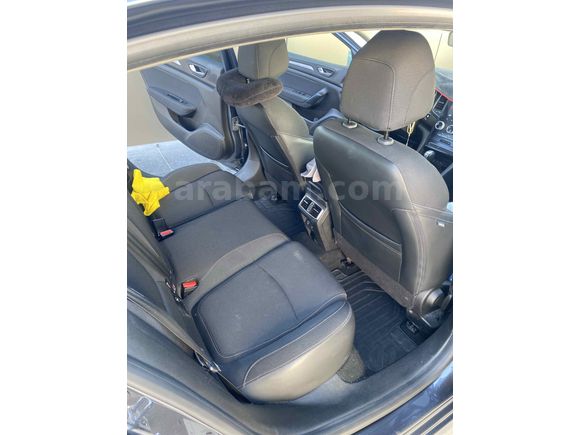Sahibinden Renault Megane 1.3 TCe Touch 2021 Model 