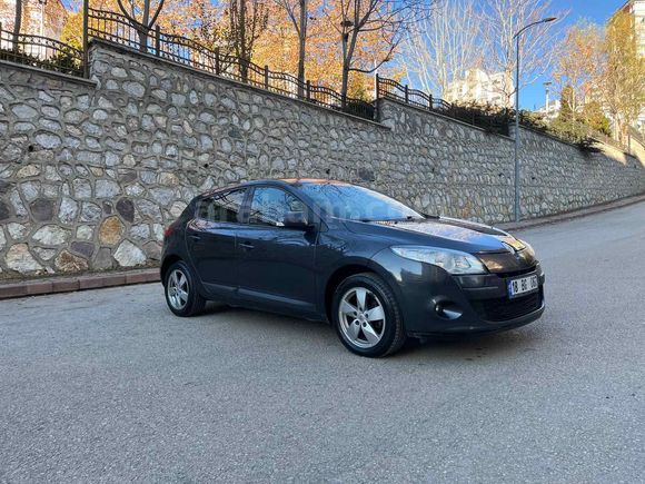 Sahibinden Renault Megane 1.5 dCi Expression 2012 Model 
