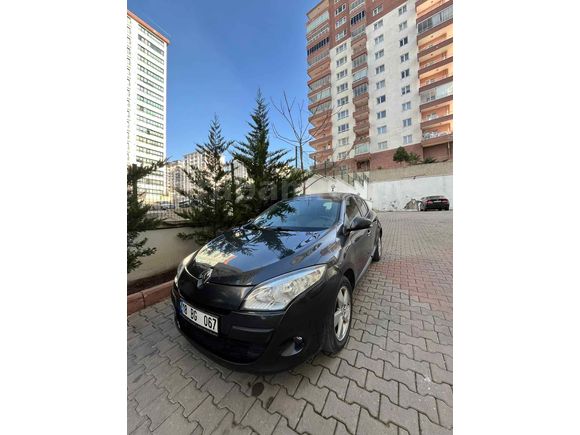 Sahibinden Renault Megane 1.5 dCi Expression 2012 Model 