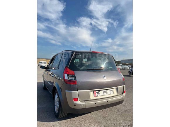 Sahibinden Renault Scenic 1.5 dCi Privilege 2006 Model 