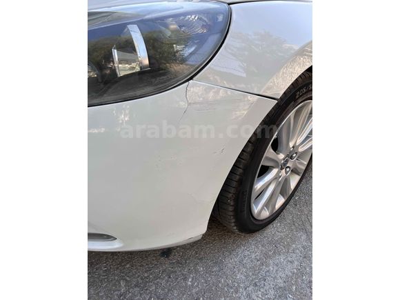 Sahibinden Volvo V40 1.6 D Premium 2015 Model 