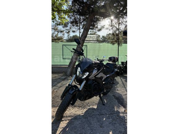 2025 ÇIKIŞLI  DÜŞÜK KM GARANTİLİ GARAJ MOTORU