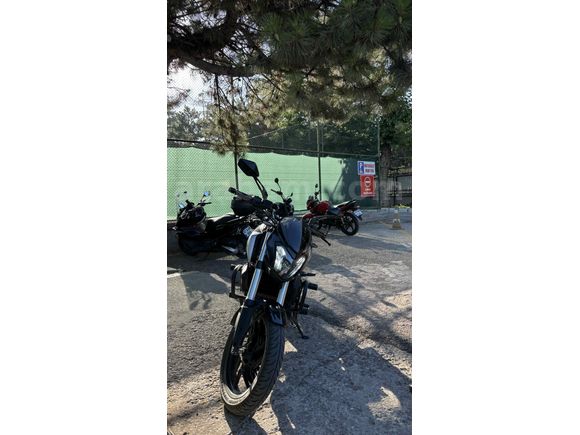 2025 ÇIKIŞLI  DÜŞÜK KM GARANTİLİ GARAJ MOTORU