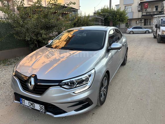 Sahibinden Renault Megane 1.3 TCe Touch 2024 Model Adana
