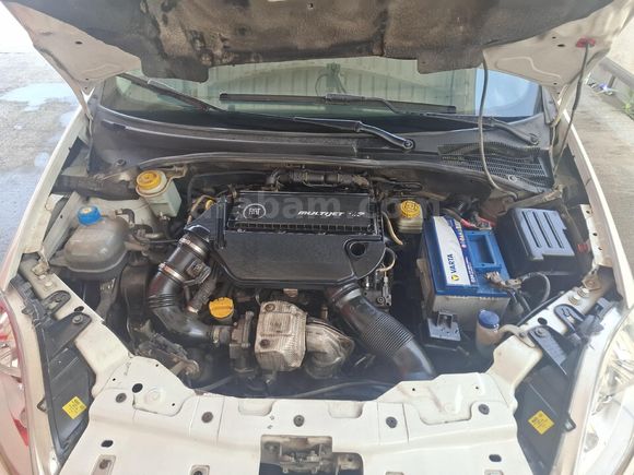 6 yıldır kullanıyorum Sahibinden Fiat Linea 1.3 Multijet Active Plus 2012 Model