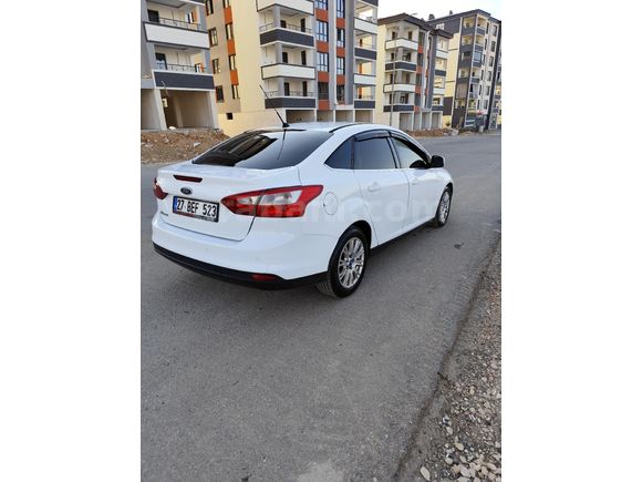 Sahibinden Ford Focus 1.6 TDCi Titanium 2013 Model