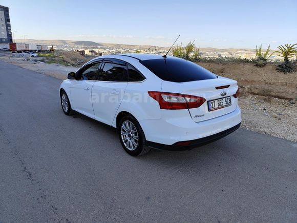 Sahibinden Ford Focus 1.6 TDCi Titanium 2013 Model