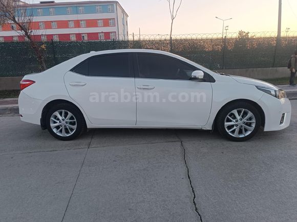 Sahibinden Toyota Corolla 1.4 D-4D Premium 2015 Model
