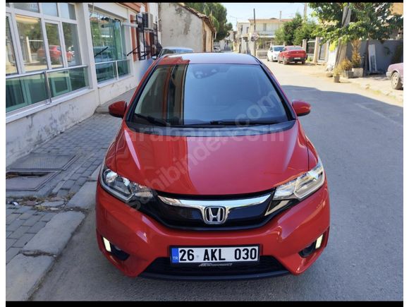 KAZASIZ BOYASIZ TRAMERSİZ 85BİN KM DE