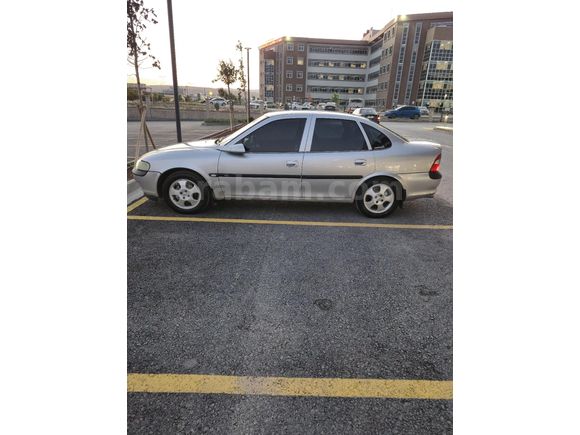 Vectra 1.6 16V Otomatik 146000