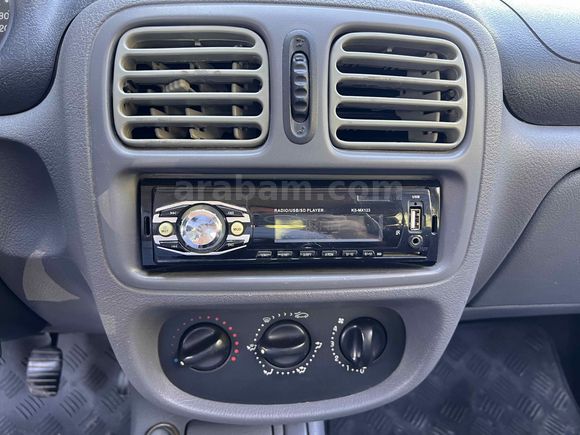 Galeriden Renault Clio 1.4 RNA 2001 Model Bursa