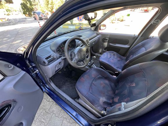 Galeriden Renault Clio 1.4 RNA 2001 Model Bursa
