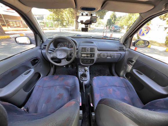 Galeriden Renault Clio 1.4 RNA 2001 Model Bursa