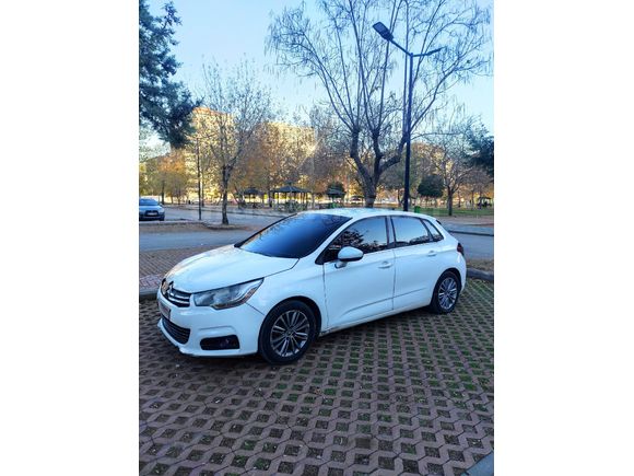 Sahibinden Citroen C4 1.6 HDi Confort Plus 2012 Model