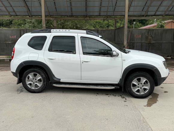 Sahibinden Düşük km Dacia Duster 1.5 dCi Laureate 2016 Model  