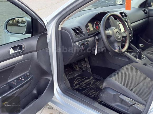 2010 MODEL VW JETTA