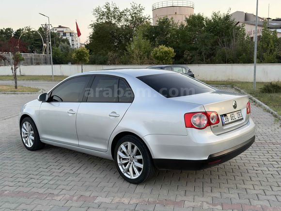 Galeriden Volkswagen Jetta 1.6 TDi Primeline 2010 Model Tekirdağ
