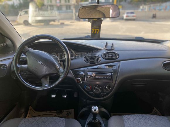 Sahibinden Ford Focus 1.6 Ambiente 2001 Model 