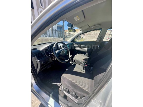 Sahibinden Hyundai Accent Era 1.4 Team 2010 Model 
