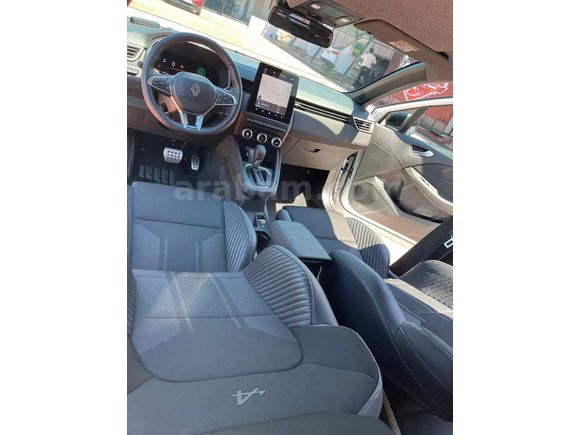Sahibinden Renault Clio 1.0 TCe Techno Esprit Alpine 2025 Model Kocaeli