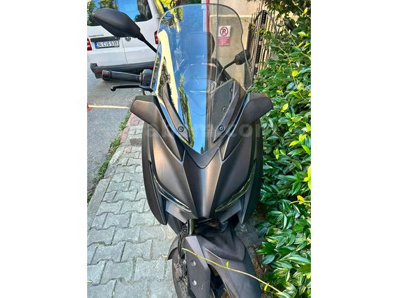 SİYAH-Yamaha X-Max 250 ABS / 21800 KM/BEL DAYAMALI/HASARSIZ