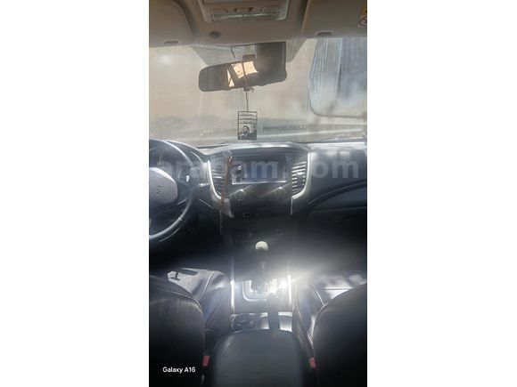 Sahibinden Mitsubishi L 200 4x4 Blizzard 2015 Model
