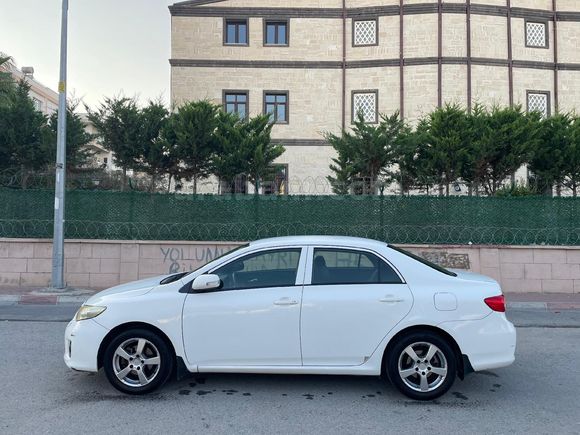 ÖĞRETMENDEN BAKIMLI COROLLA