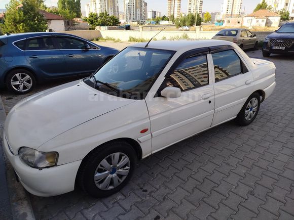 Sahibinden Ford Escort 1.6 CLX 1998 Model