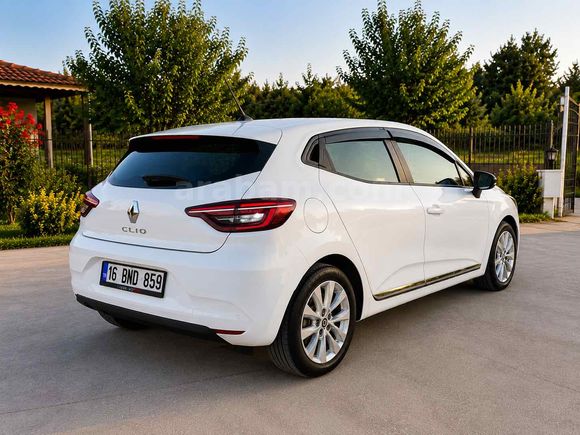 Sahibinden Renault Clio 1.0 TCe Touch 2022 Model 