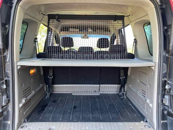 Sahibinden Renault Kangoo Multix 1.5 dCi Expression Chromeline 2010 Model  270.000 km Siyah