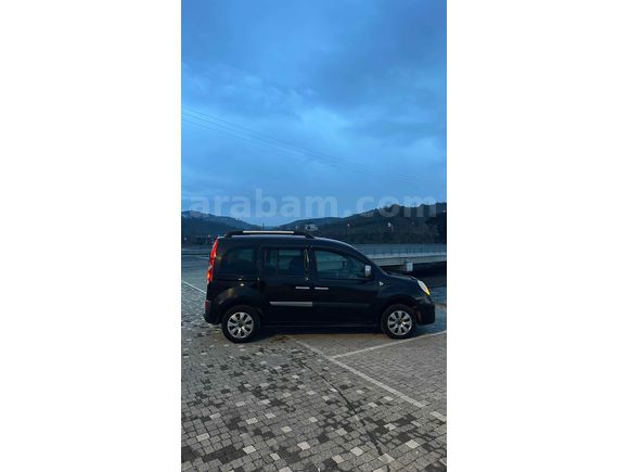 Sahibinden Renault Kangoo Multix 1.5 dCi Expression Chromeline 2010 Model  270.000 km Siyah