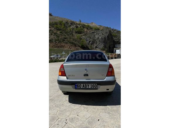 Sahibinden Renault Clio 1.4 Authentique 2004 Model 
