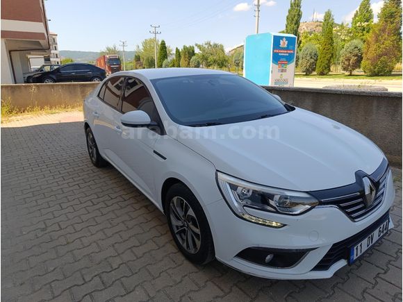 Sahibinden Renault Megane 1.3 TCe Joy 2020 Model