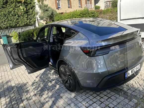 Sahibinden Tesla Model Y Standart (Juniper) 2025 Model 