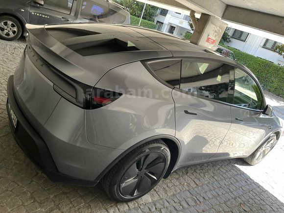 Sahibinden Tesla Model Y Standart (Juniper) 2025 Model 